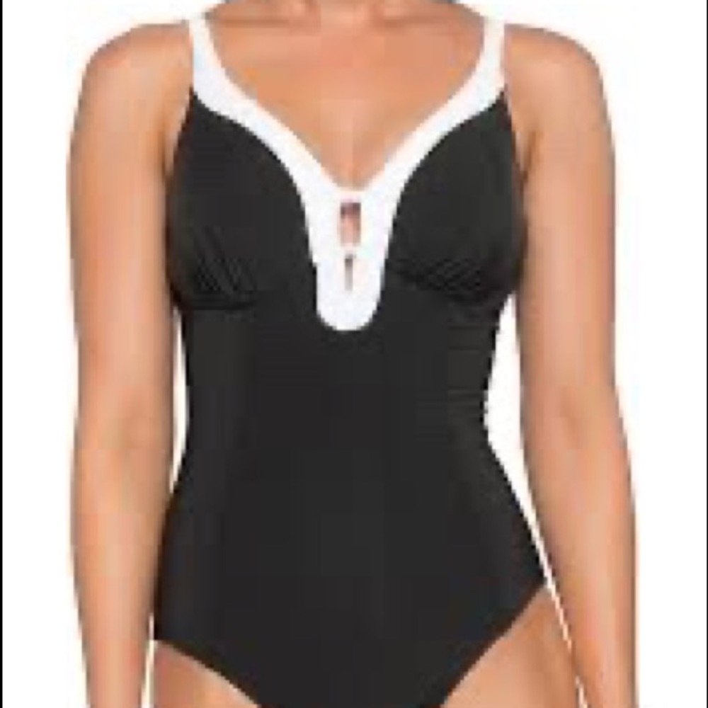 Jets Black/White Underwire One Piece